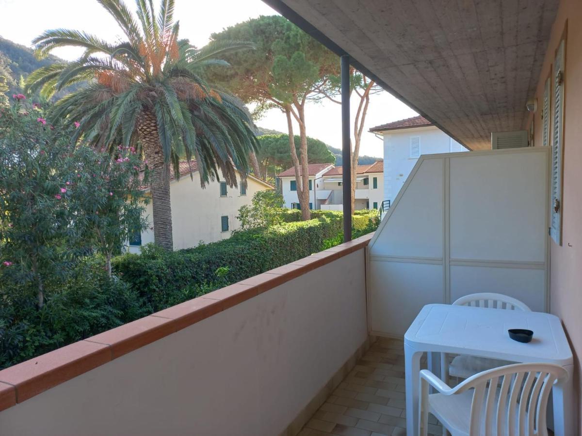 Residence Hotel Villa Mare Portoferraio Exterior foto