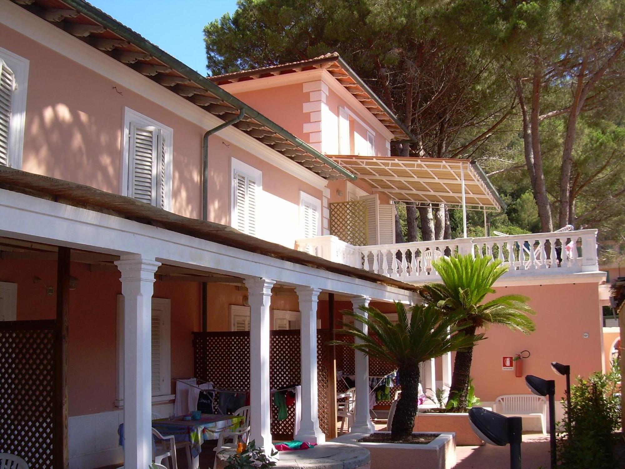 Residence Hotel Villa Mare Portoferraio Exterior foto
