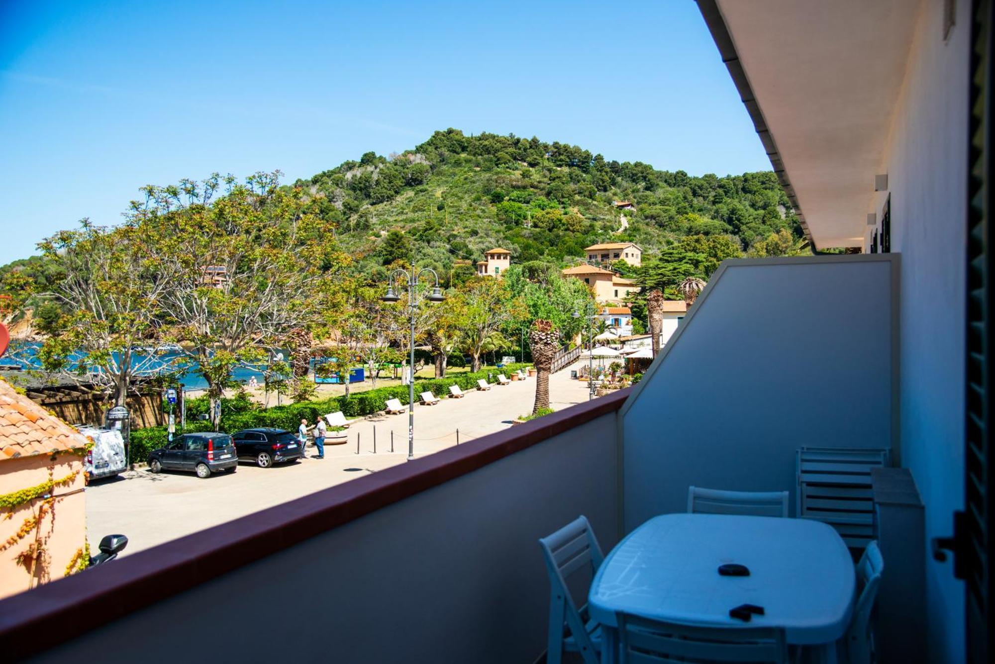 Residence Hotel Villa Mare Portoferraio Exterior foto