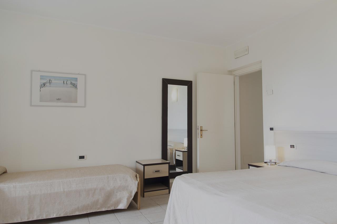 Residence Hotel Villa Mare Portoferraio Exterior foto